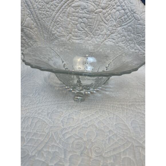New Martinsville Flower Basket-Clear 11 Inch 3 Toed Footed Etched Crimped Bowl - Picture 1 of 6